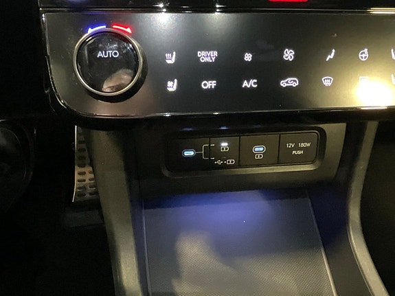 Hyundai Tucson 16 of 27