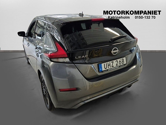 Nissan Leaf 5 of 15