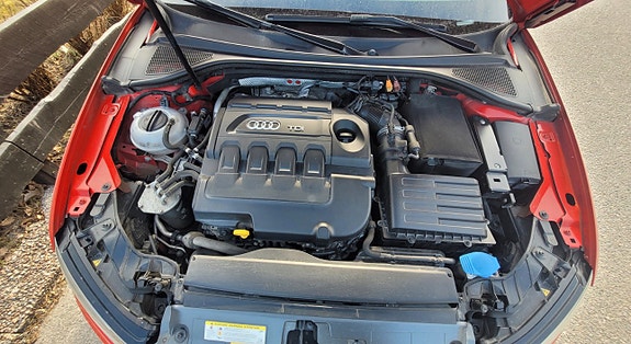 Audi A3 4 of 8