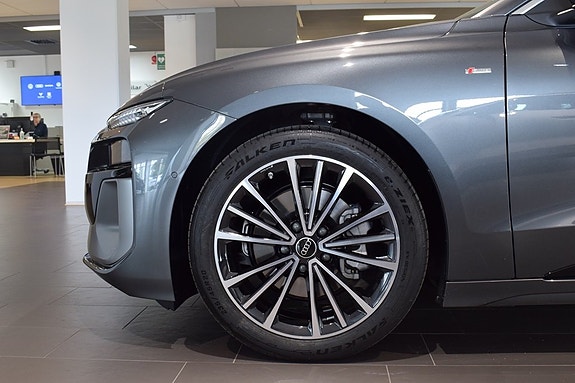 Audi A6 3 of 8