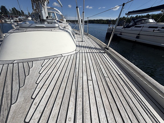 Hallberg-Rassy 34 7 of 24