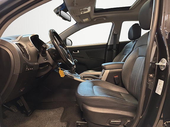 Kia Sportage 8 of 25