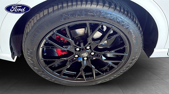Ford Kuga 9 of 9