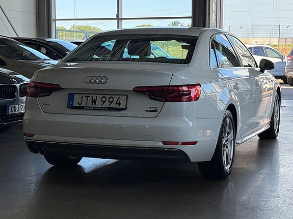 Audi A4 8 of 24