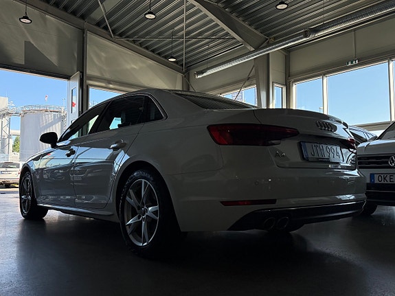Audi A4 6 of 24