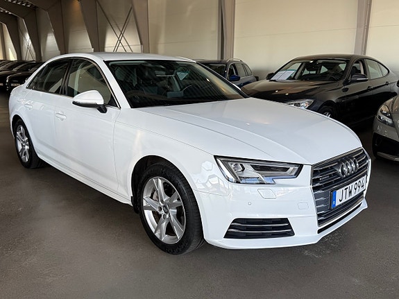 Audi A4 14 of 24