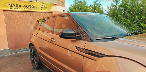 Land Rover Range Rover Evoque 15 of 27