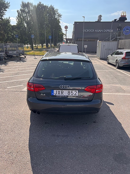 Audi A4 6 of 7