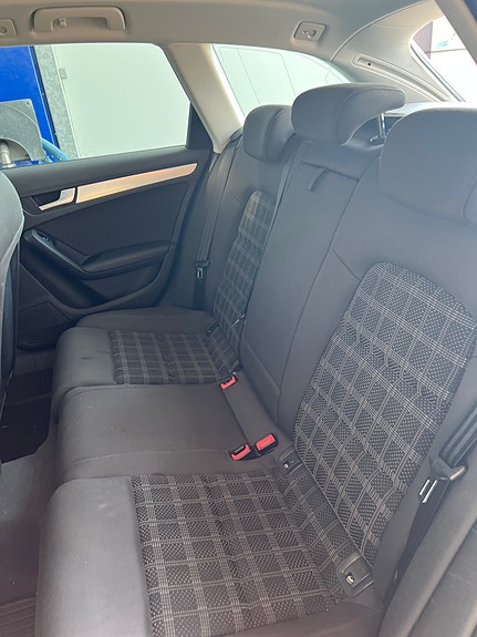 Audi A4 5 of 7