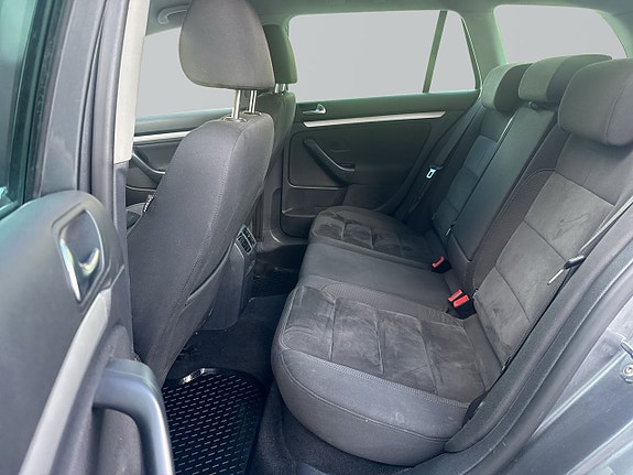 Volkswagen Golf I 7 of 18
