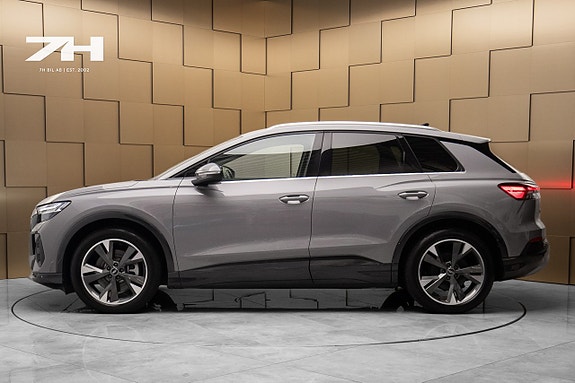 Audi Q4 e-tron 3 of 21