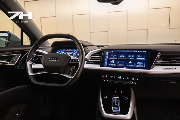 Audi Q4 e-tron 13 of 21