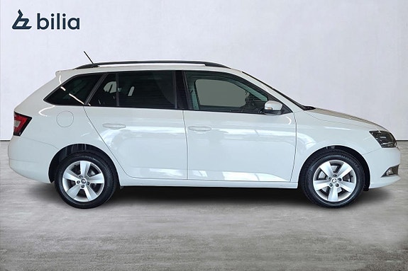 Skoda Fabia 9 of 23