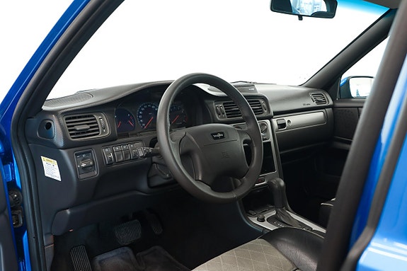 Volvo V70 20 of 25