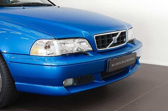 Volvo V70 10 of 25