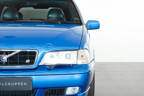 Volvo V70 8 of 25