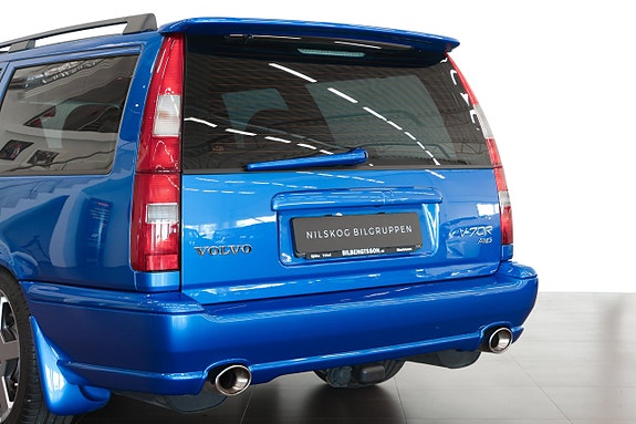 Volvo V70 12 of 25
