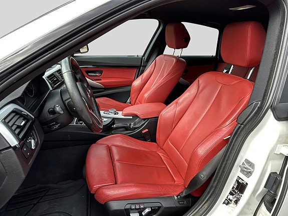 BMW 335d 13 of 16