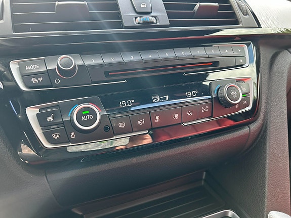 BMW 335d 11 of 16