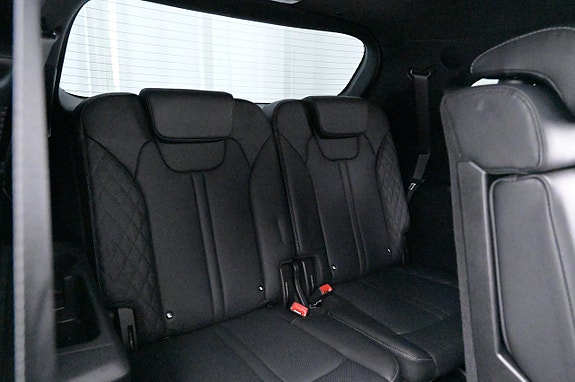 Kia Sorento 21 of 27