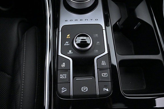 Kia Sorento 15 of 27