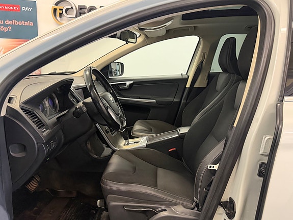 Volvo XC60 9 of 30