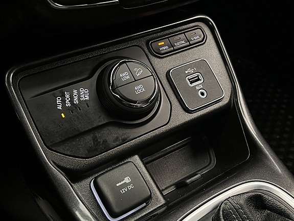 Jeep Compass 26 of 30
