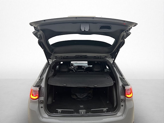 Jeep Compass 30 of 30