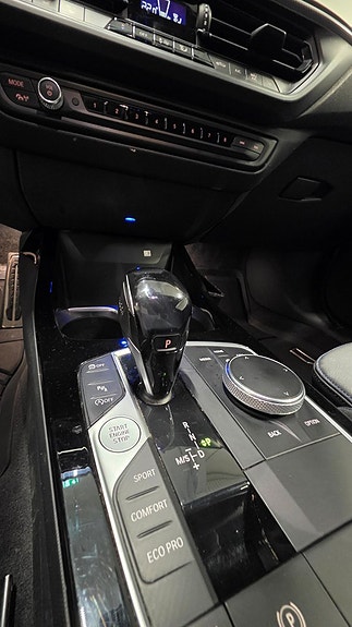 BMW 118i 18 of 28