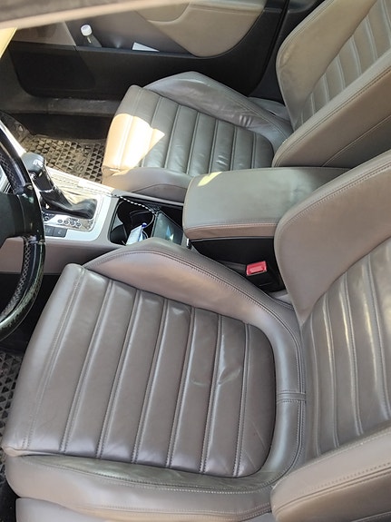 Volkswagen Passat 7 of 10