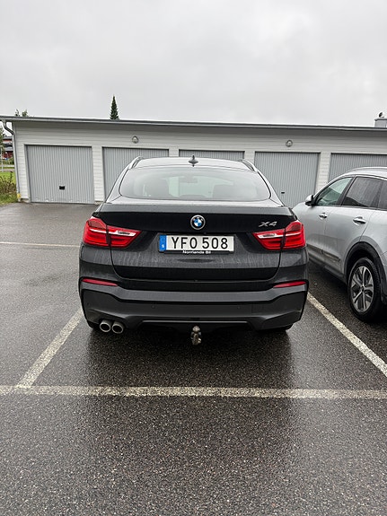 BMW X4 4 of 6