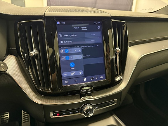 Volvo XC60 17 of 19