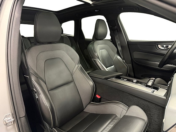 Volvo XC60 11 of 19