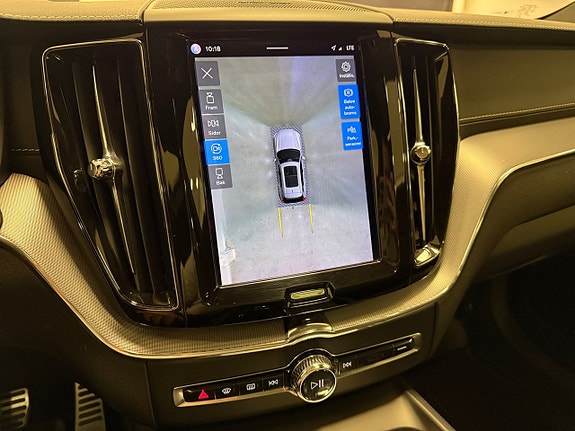 Volvo XC60 15 of 19