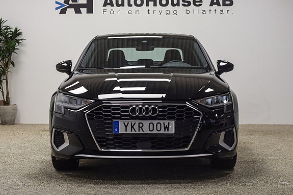 Audi A3 4 of 22