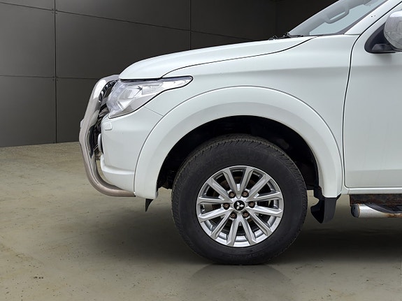 Mitsubishi L200 29 of 30