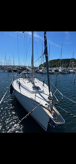 Bavaria 34 C 2008 4 of 12