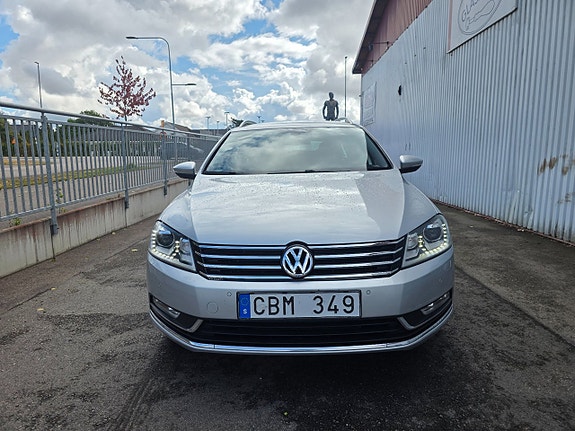 Volkswagen Passat 6 of 15