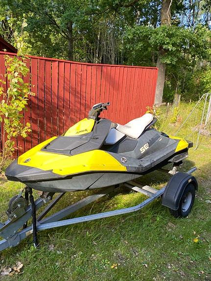 Seadoo Spark 3 of 4