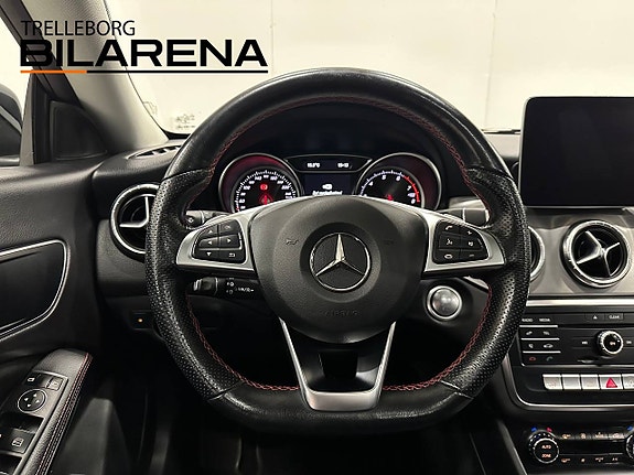 Mercedes-Benz CLA200 16 of 25