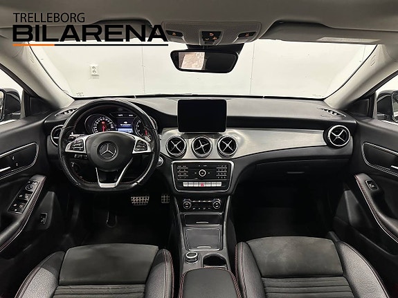 Mercedes-Benz CLA200 15 of 25