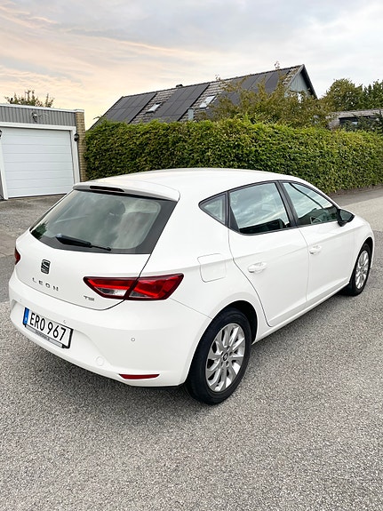 Seat Leon 3 of 7