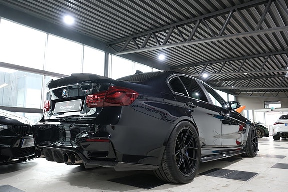 BMW M3 8 of 14
