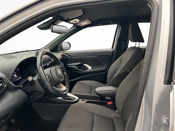 Toyota Yaris Cross 12 of 30