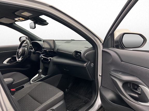 Toyota Yaris Cross 24 of 30