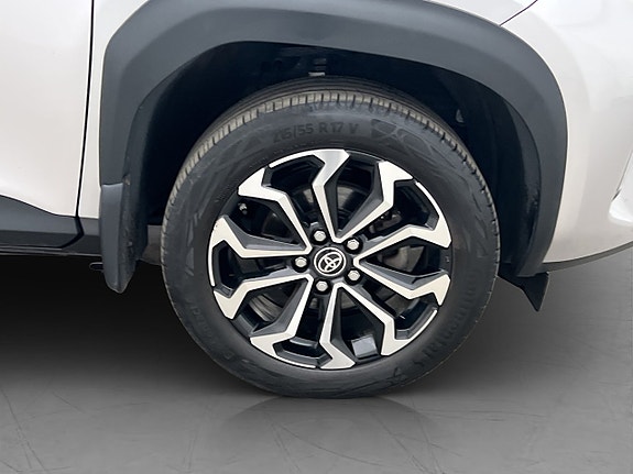 Toyota Yaris Cross 30 of 30