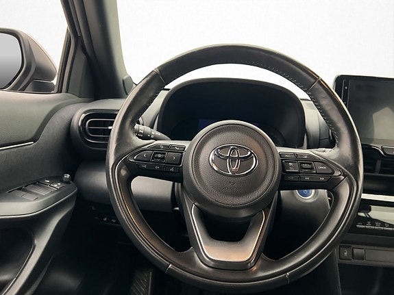 Toyota Yaris Cross 14 of 30
