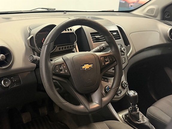 Chevrolet Aveo 9 of 27