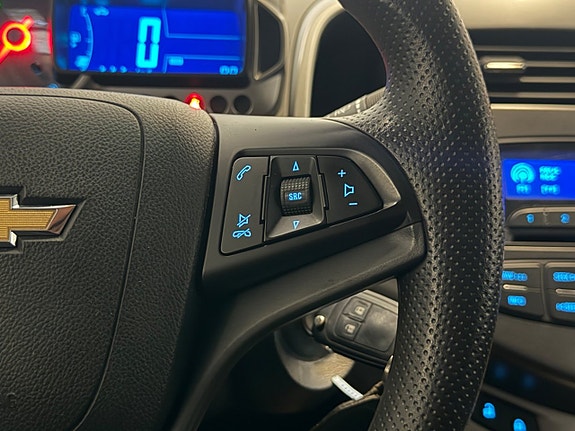 Chevrolet Aveo 22 of 27