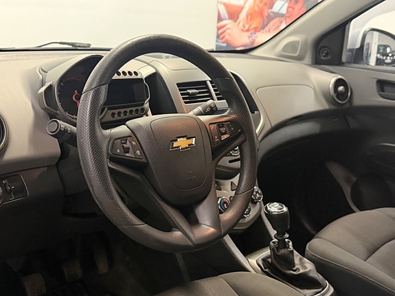 Chevrolet Aveo 8 of 27